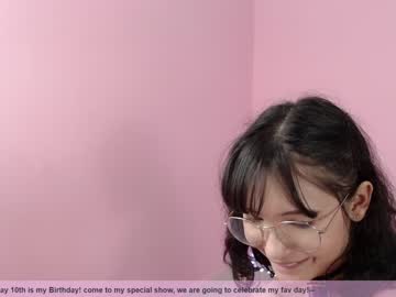 Nude cam girl little_effy18 image #1654658