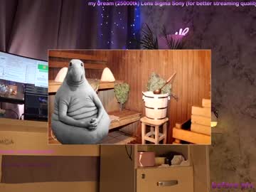 Nude cam girl kronniekray image #719633