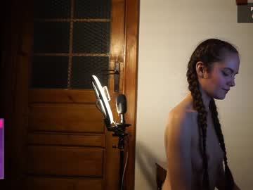 Nude cam girl meetstrangers image #1149257