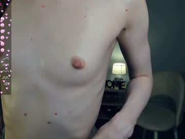 _sky_diamonds_ nude girls camming