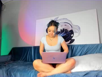 Nude cam girl makoto_mai image #3152660