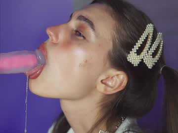 Nude cam girl hoolybunny image #2097870