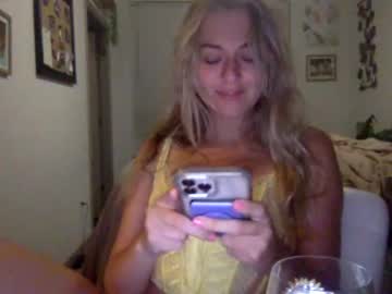 Nude cam girl eyecandi7 image #2194344