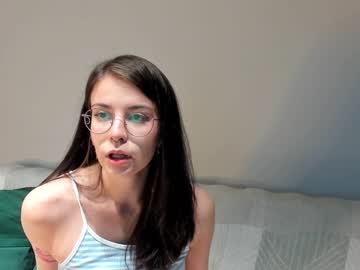 Nude cam girl aria_diaz image #4304468