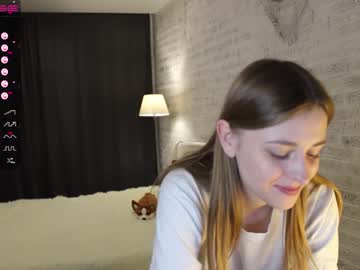 Nude cam girl sophie_burn image #3923206