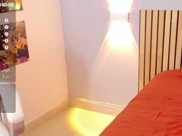 Nude cam girl little_effy18 image #3613160