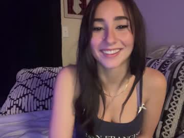Nude cam girl peachyflowers image #7020697
