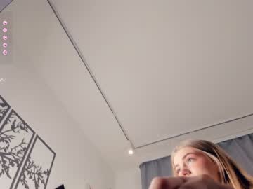 Nude cam girl kateharrise image #5376154