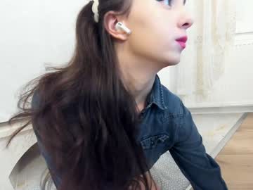 Nude cam girl ehotlovea image #3333505