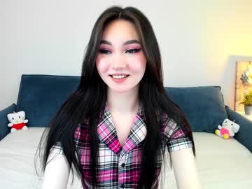 Nude cam girl yoyo_manga image #3530432