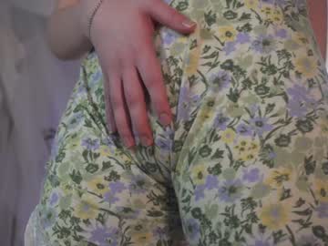 Nude cam girl kateuwugirl image #6813389