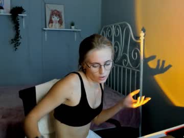 Nude cam girl linellali image #2439651