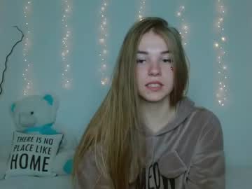 Nude cam girl little__cherrry image #2474355