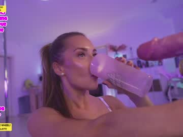 Nude cam girl hannahjames710 image #5638566