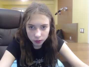 Nude cam girl emilia_smith_ image #1739924