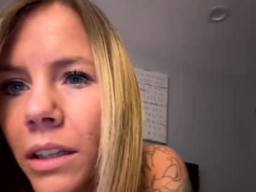 Nude cam girl armyvet1991 image #6993321