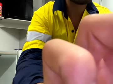 Nude cam man straighttradie34 image #3609042