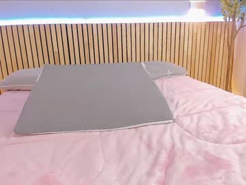 Nude cam girl little_effy18 image #6136389