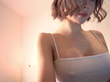Nude cam girl reei__ image #5699617
