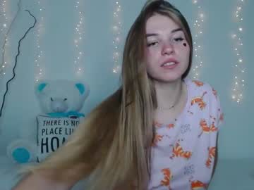 Nude cam girl little__cherrry image #2487543