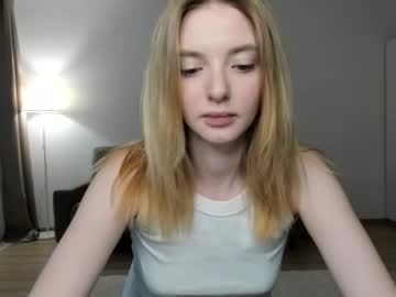Nude cam girl olli_ver image #3028599