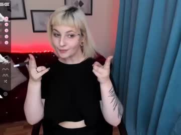 Nude cam girl yolandi_toit image #2162932