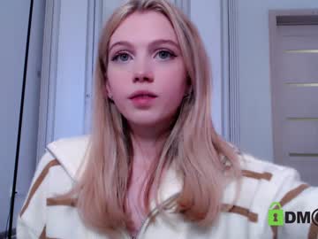 Nude cam girl small_blondee image #3371907