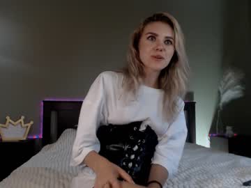 Nude cam girl amourvenenum image #2324468