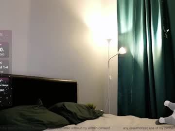 Nude cam girl small_blondee image #6184460