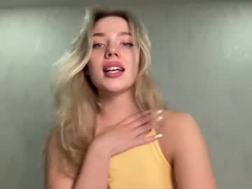 Nude cam girl angel_from_sky image #80669