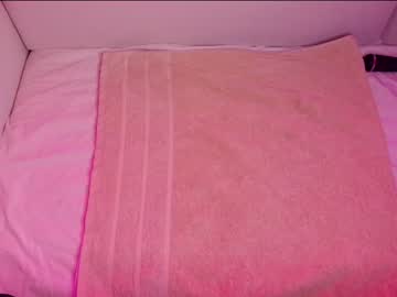 Nude cam girl aveksmr image #6236440