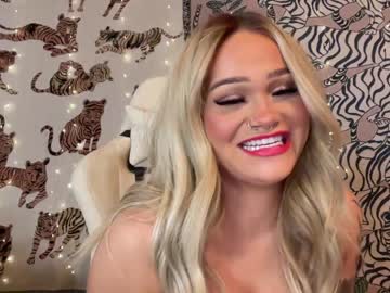 Nude cam girl ari_02 image #5778508