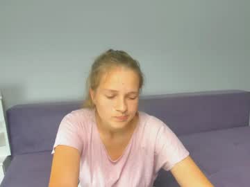 Nude cam girl dina__di image #2549010