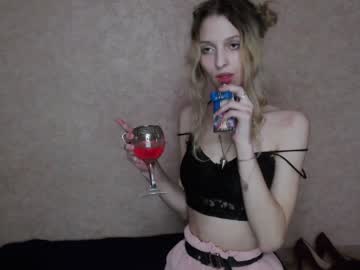 Nude cam girl quen_lina777 image #368397