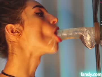Nude cam girl angels_kiss image #1704376