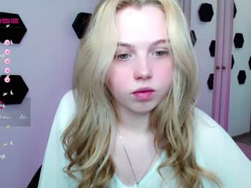 Nude cam girl small_blondee image #4197344