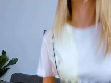 Nude cam girl emmi_rosee image #1743999