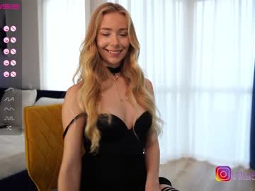 Nude cam girl vika54784 image #4209858