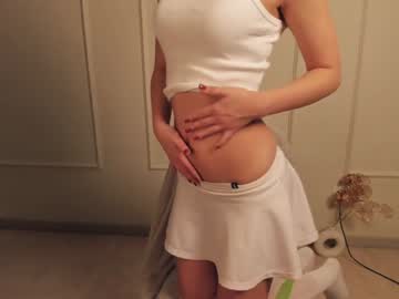 Nude cam girl laa_ura image #6524259