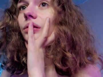 Nude cam girl mxxnsxsul image #2147790