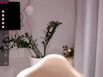 Nude cam girl small_blondee image #2455955