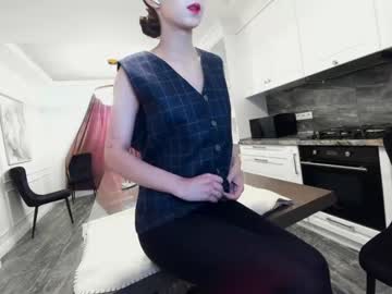 Nude cam girl ehotlovea image #2139822