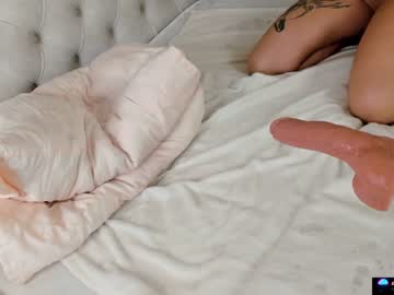 Nude cam girl lil_angell_ image #2715142