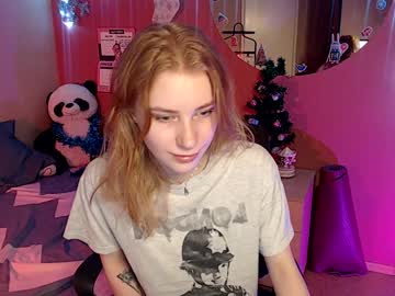 Nude cam girl glowing_elli image #835784