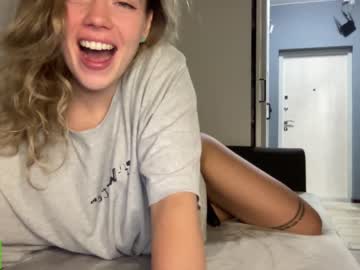 Nude cam girl angel_from_sky image #5944513