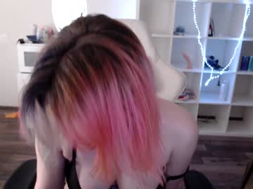 Nude cam girl ovelymila image #1818965