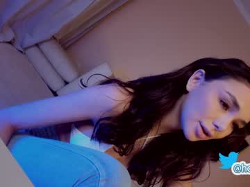 Nude cam girl hollyextra image #3065290