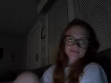Nude cam couple lil_red_strawberry image #6924518