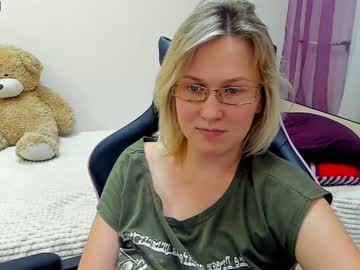 Nude cam girl babe_moon image #2335772