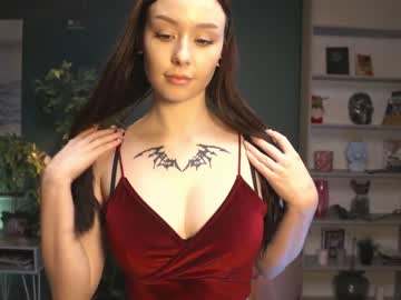 Nude cam girl ella_knockers image #1190441